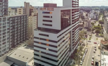 Edifício Terrasse Creatif Appartements: Última Unidade no Água Verde, Curitiba