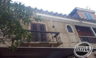 Sobrado Triplex à Venda em São Cristóvão, Rio de Janeiro