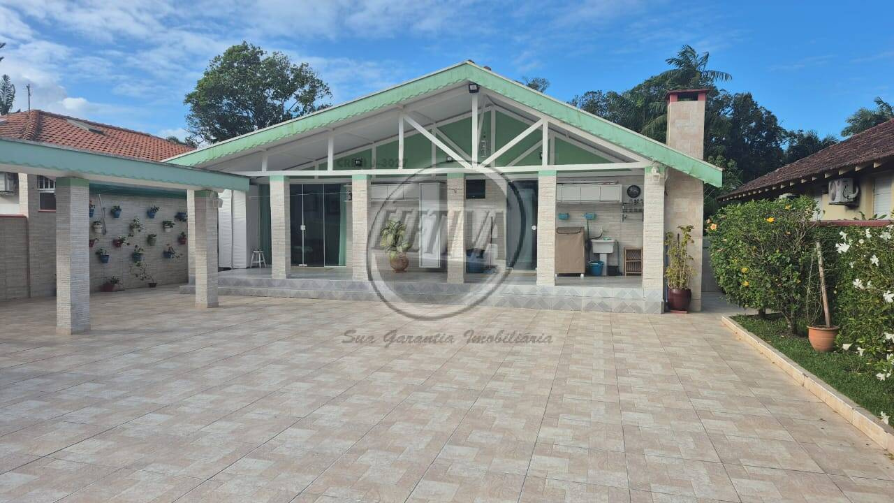 Capa do imóvel Residência 199 m² à Venda em Portal do Estoril – Guaratuba | Condomínio Fechado com Estrutura de Clube