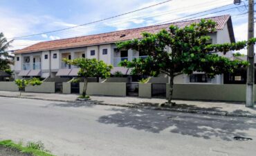 Sobrados à Venda Frente ao Mar em Balneário Ipacaraí, Matinhos – PR