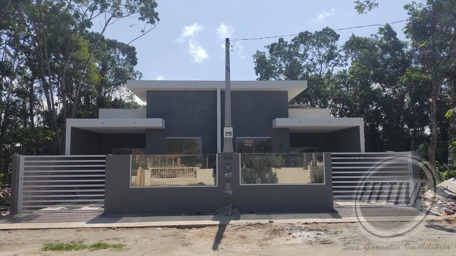 Residência com piscina à venda em Balneário Saint Etienne, Matinhos - Portal Venda Imóvel Brasil