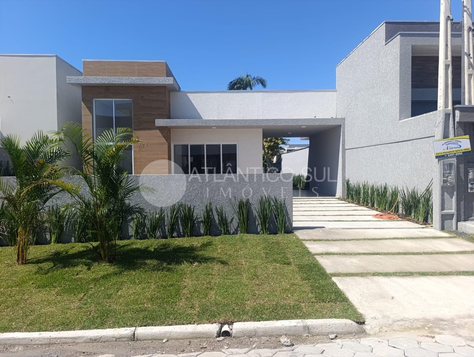 Casa de alto padrão com piscina à venda em Atami, Pontal do Paraná - Portal Venda Imóvel Brasil