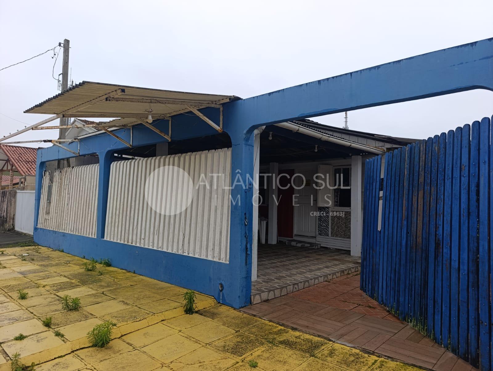Casa com potencial de reforma à venda em Santa Terezinha, PR