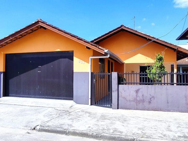 Residência em Caravelas, Matinhos – 3 Quartos e 2 Banheiros - Portal Venda Imóvel Brasil